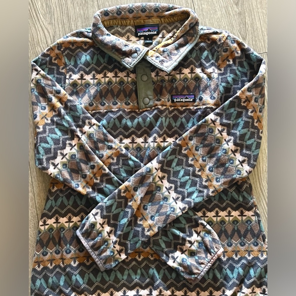 Patagonia Women’s Patterned Long Sleeve